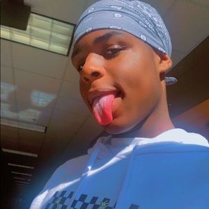 Meet your Posher, Diamond